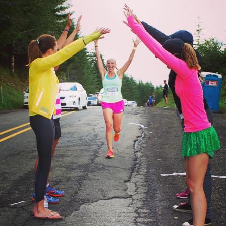 Throwing up a power arch for Sarah on her last leg!